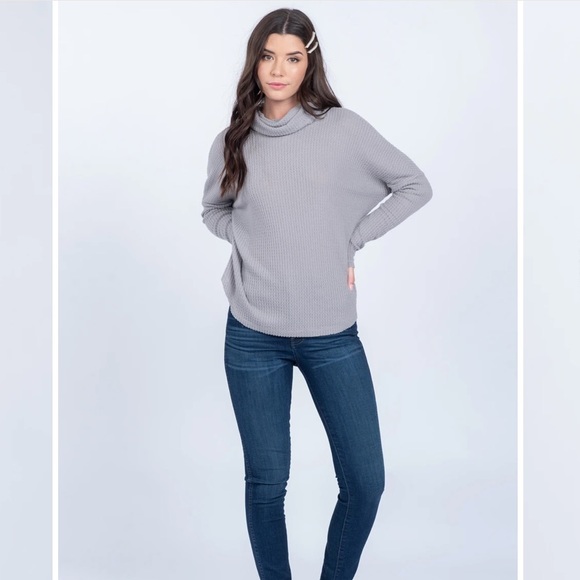 Anthropologie Everly Turtle Neck - Picture 4 of 8